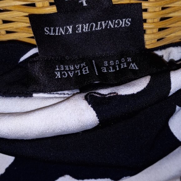 White House Black Market SIgnature Knits Womens Black and White Floral Halter - Picture 6 of 6